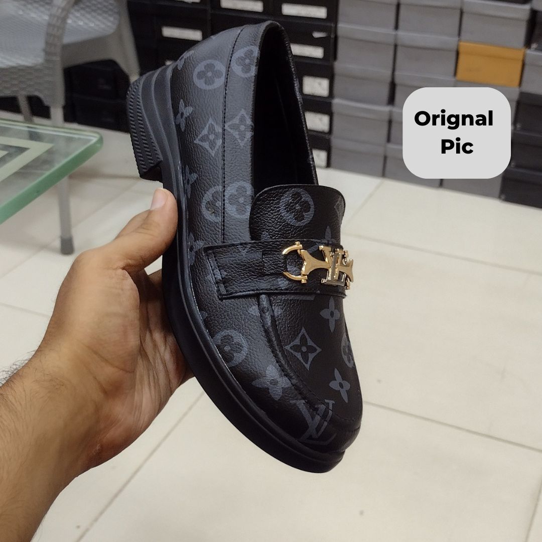 Classic Black Women’s Loafers with Gold Buckle